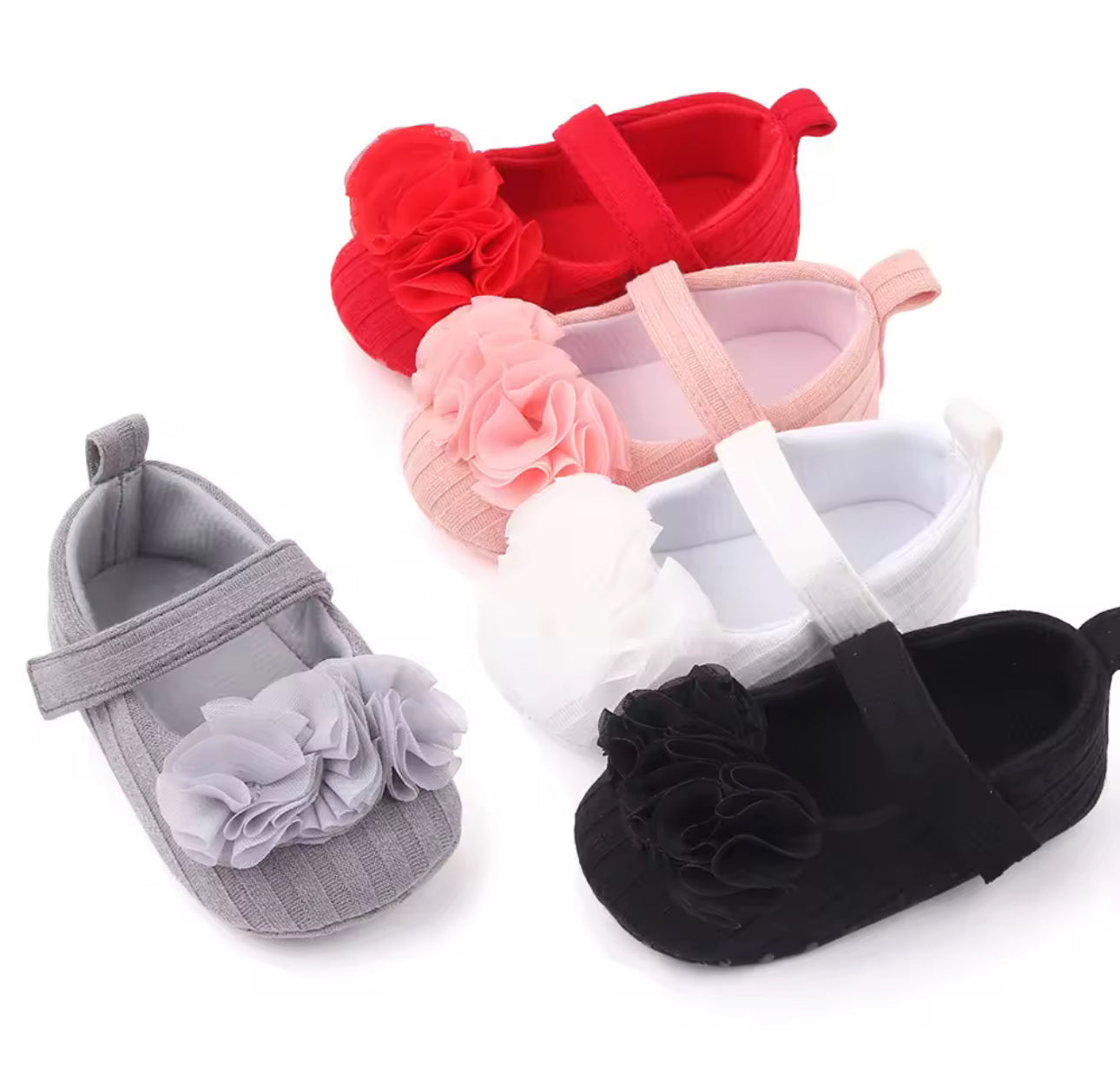 Floral Charm Baby Girl Shoes – Soft Sole Crochet Mary Jane Walkers (0–12 Months)