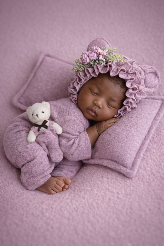Newborn Photography Prop Set – Knit Romper, Bear Ear Bonnet, Pillow & Mini Teddy (4-Piece Set)